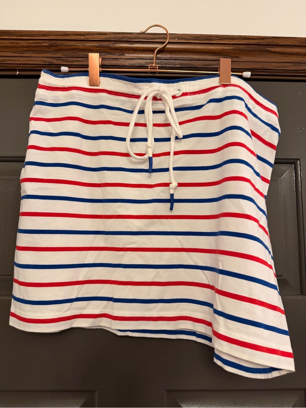 Vineyard Vines White Mini Skirt with Red & Blue Stripes
